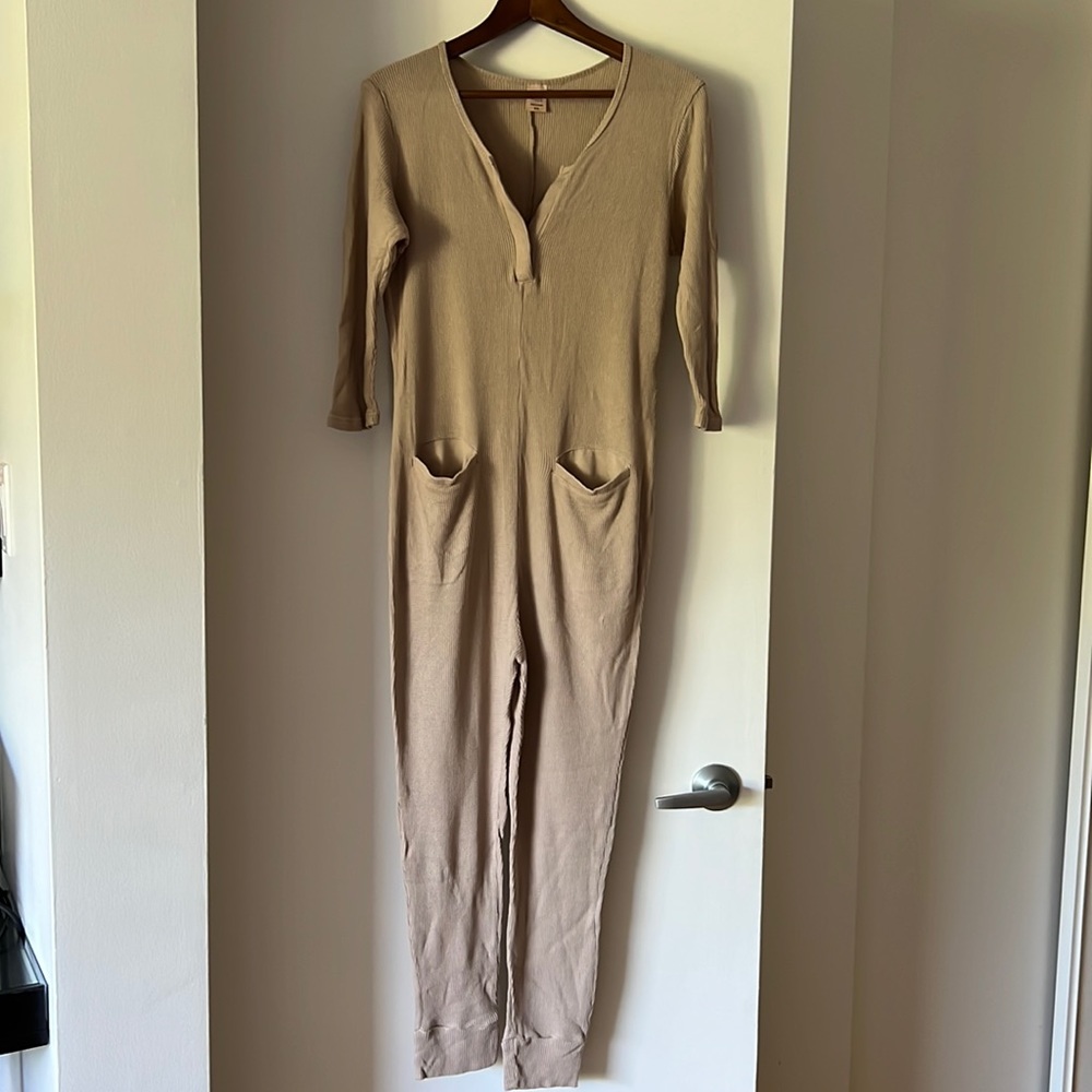 Smash + Tess Coffee Time Waffle knit Romper in Forever Fawn Size M